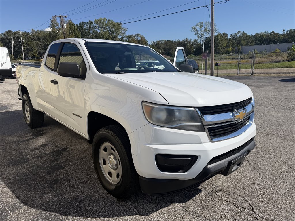 2017 Chevrolet Colorado - $12,995