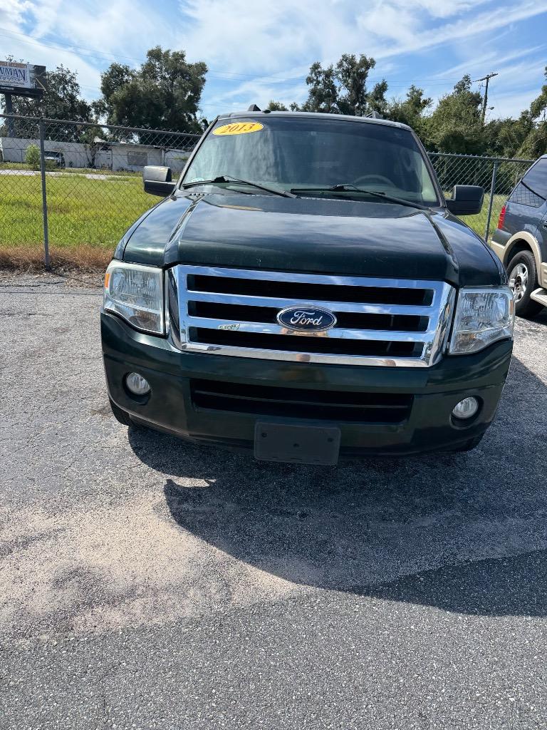 2013 Ford Expedition - $6,995