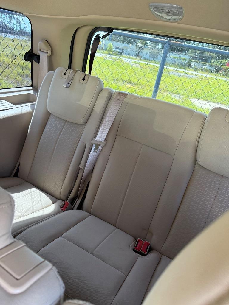 2013 Ford Expedition - $6,995