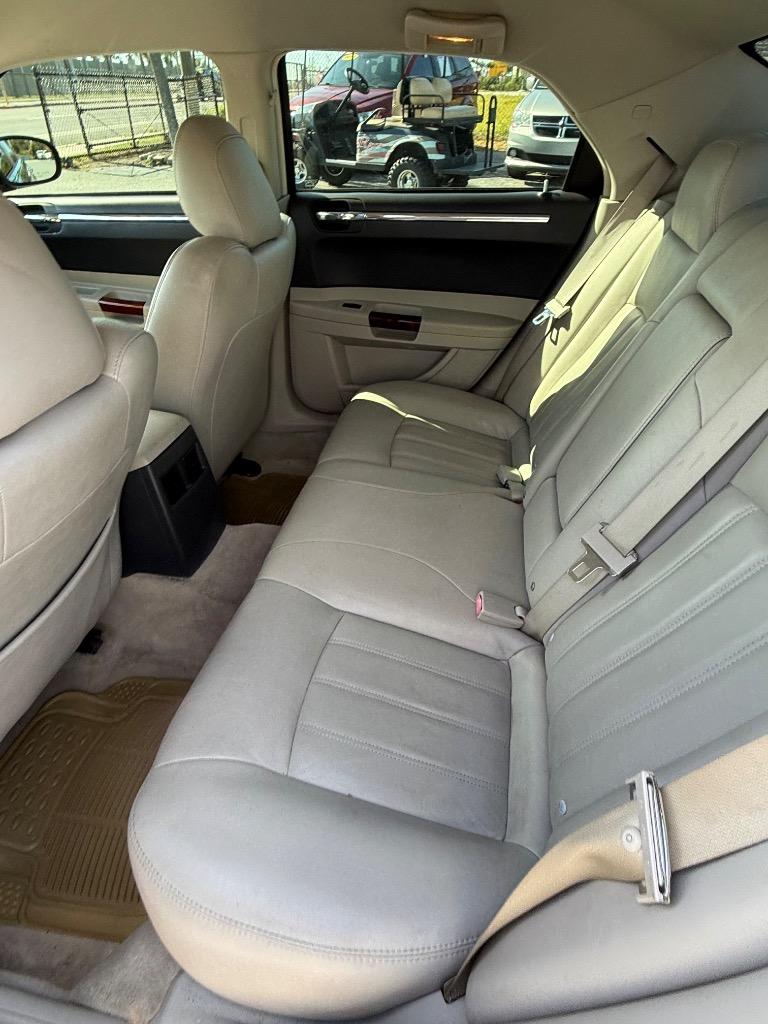 2005 Chrysler 300 - $5,995