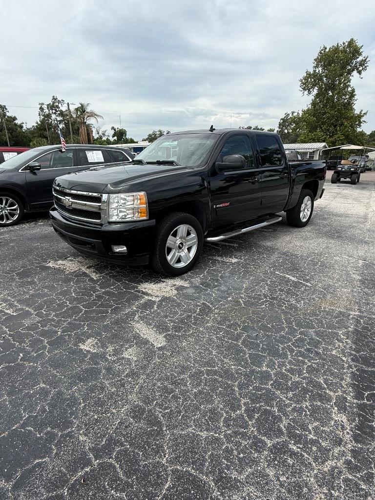 2007 Chevrolet Silverado - $10,995