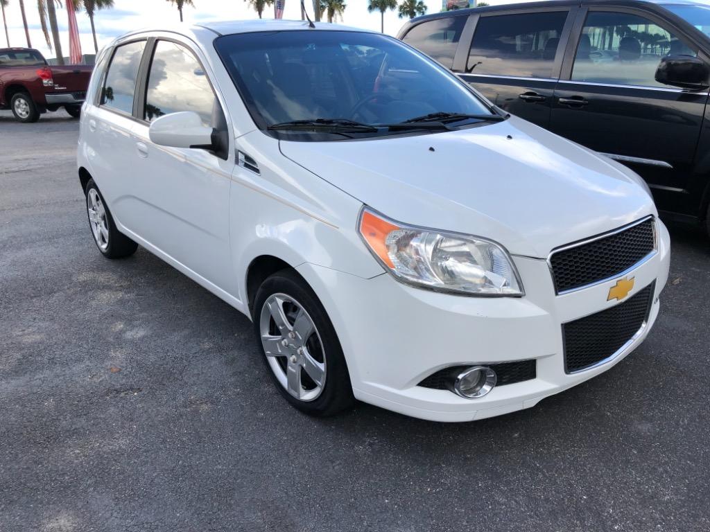 2011 Chevrolet Aveo 5 2LT Hatchback FWD en venta en Tampa