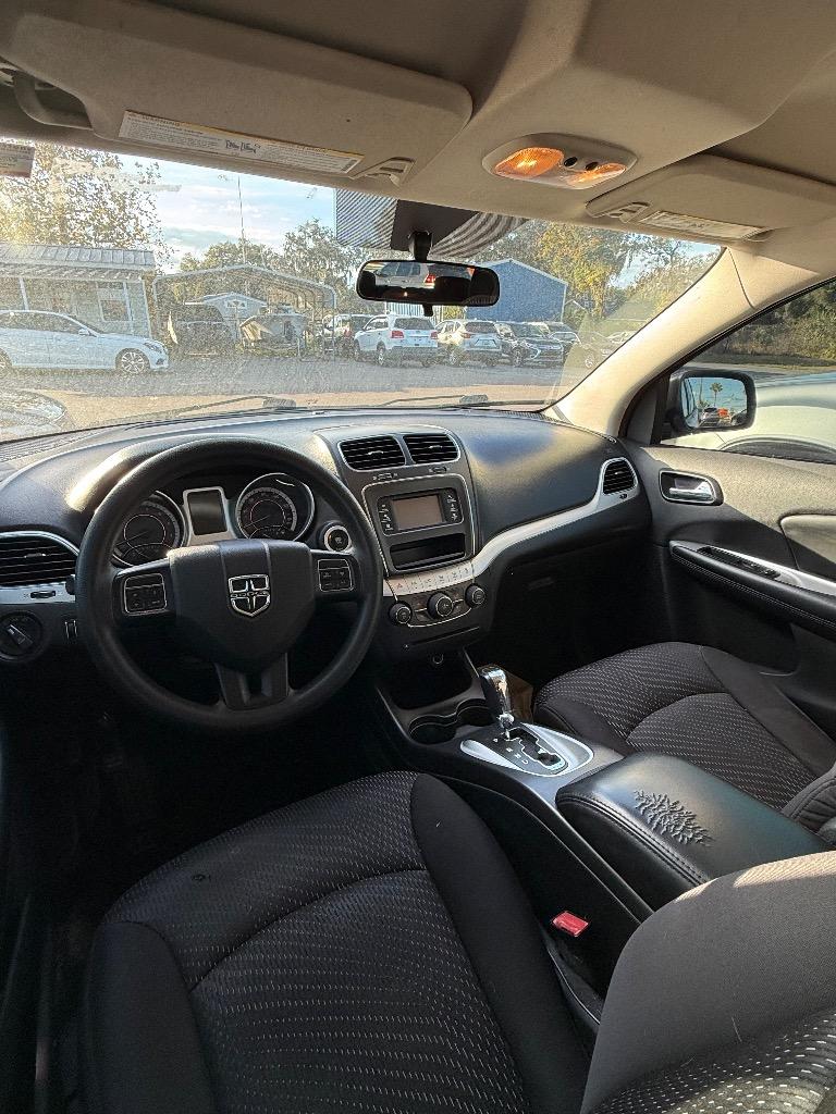 2014 Dodge Journey - $8,995