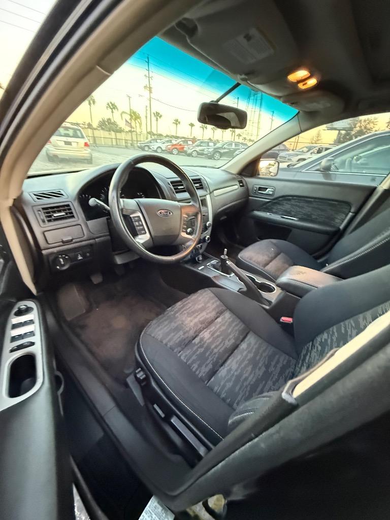 2010 Ford Fusion - $4,995
