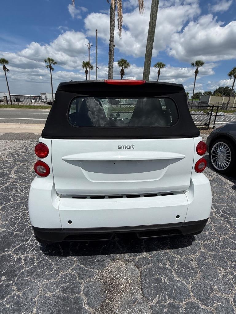 2009 smart fortwo - $2,500