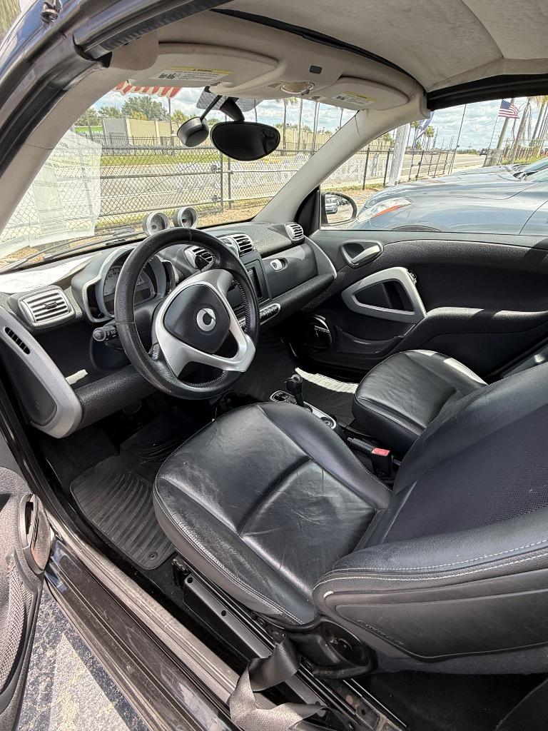 2009 smart fortwo - $2,500