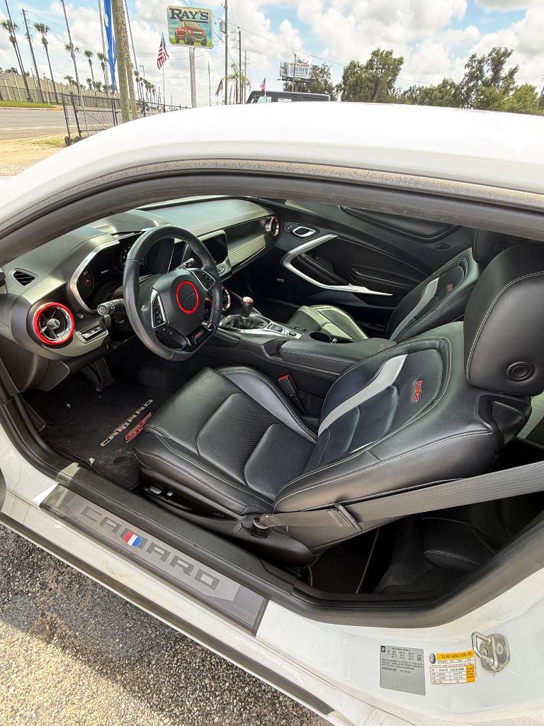 2018 Chevrolet Camaro - $29,995