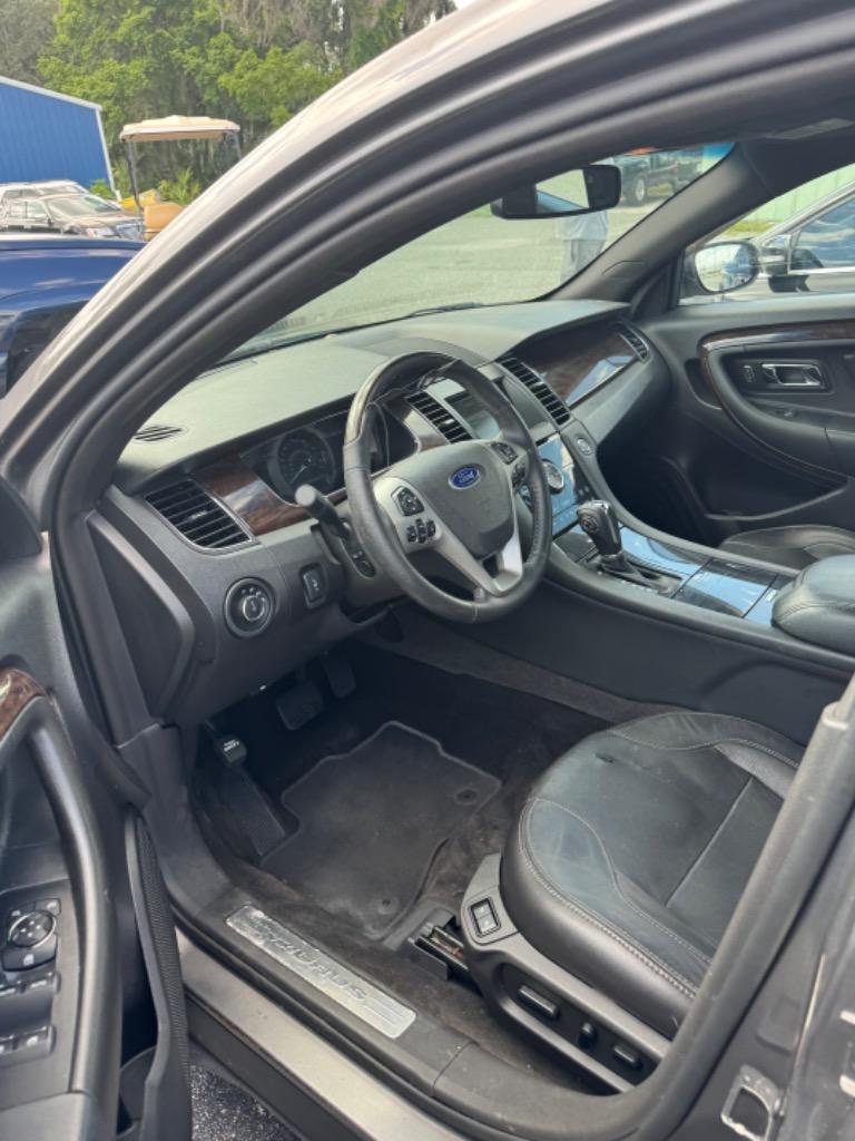 2013 Ford Taurus Limited photo