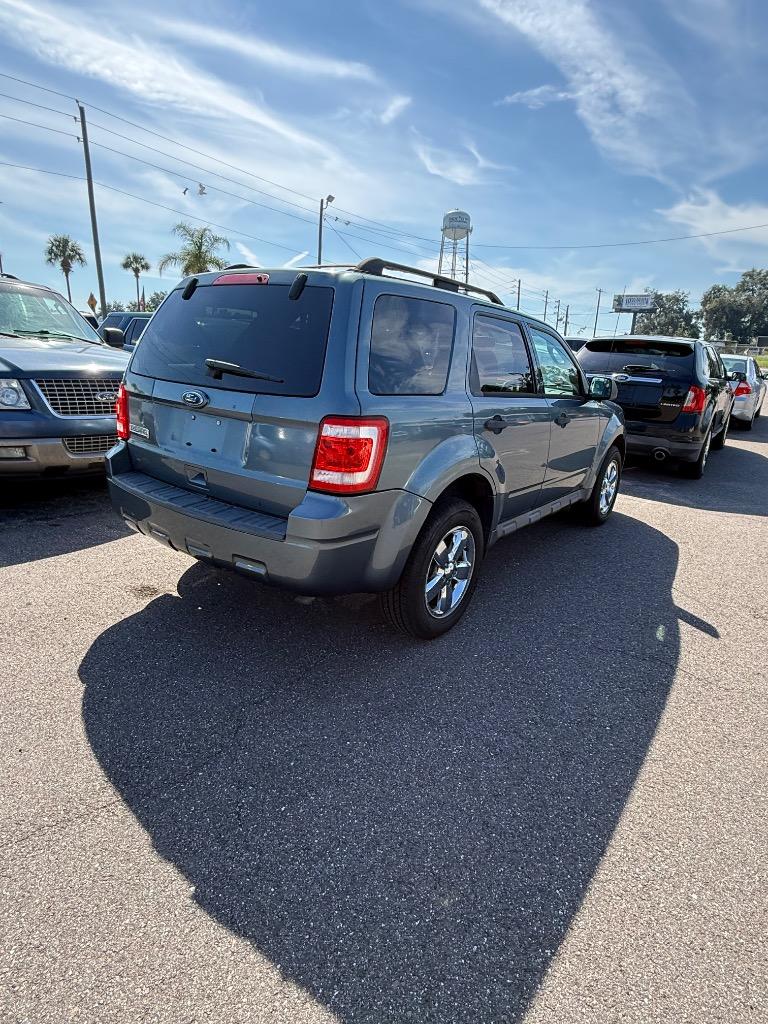 2010 Ford Escape - $5,995