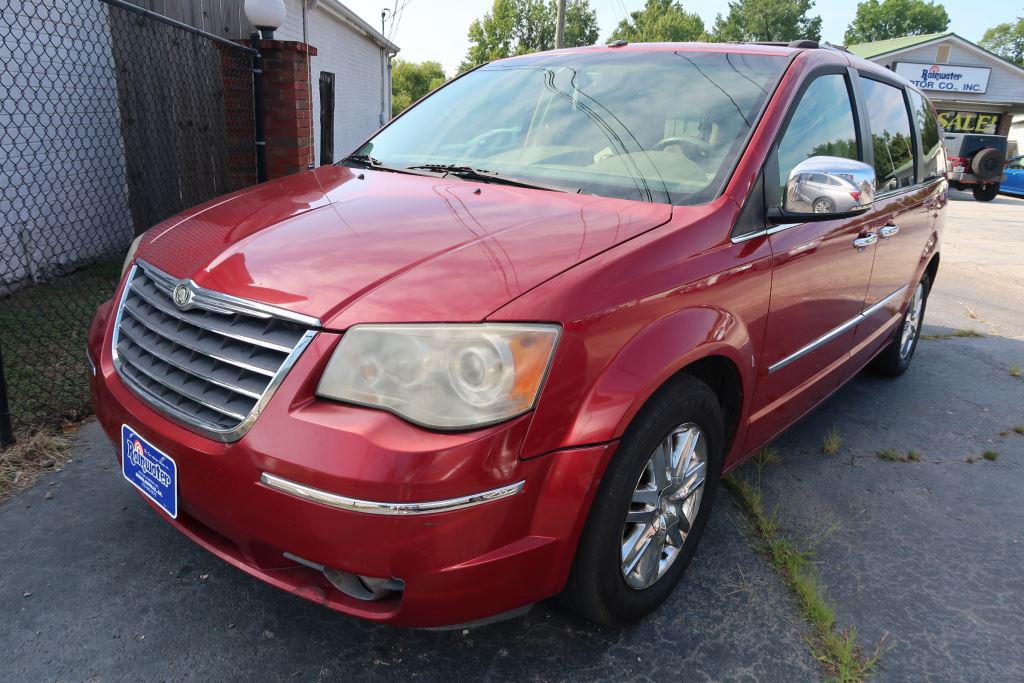 2008 Chrysler Town and Country Limited