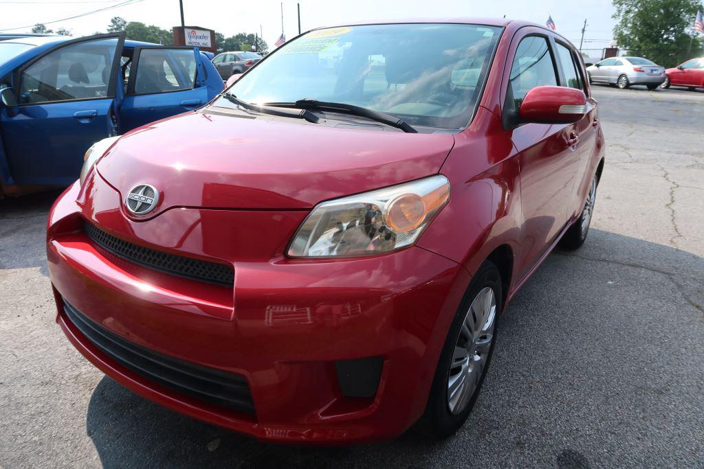 The 2009 Scion xD photos