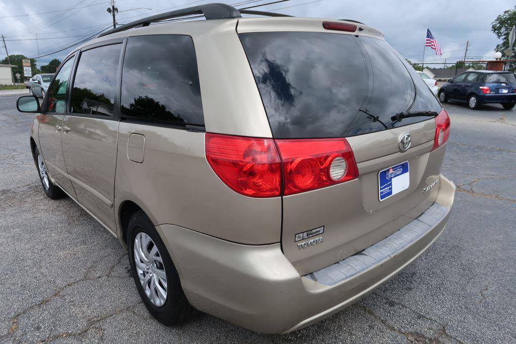 2006 Toyota Sienna