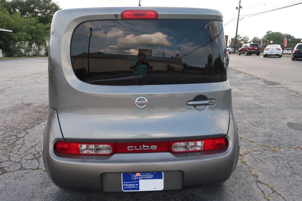 2010 Nissan cube