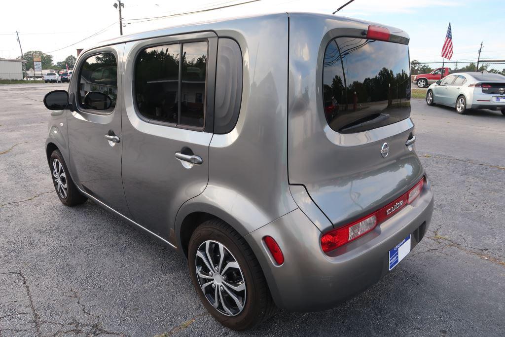 2010 Nissan cube