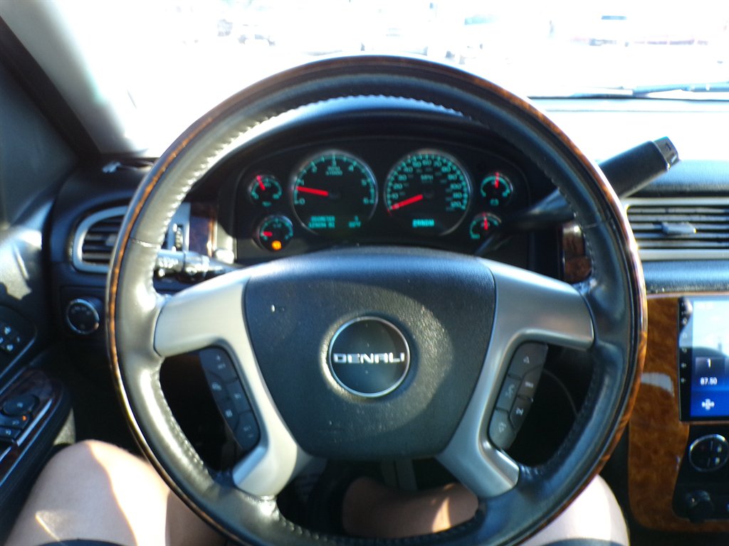 2012 GMC Yukon - $15,950