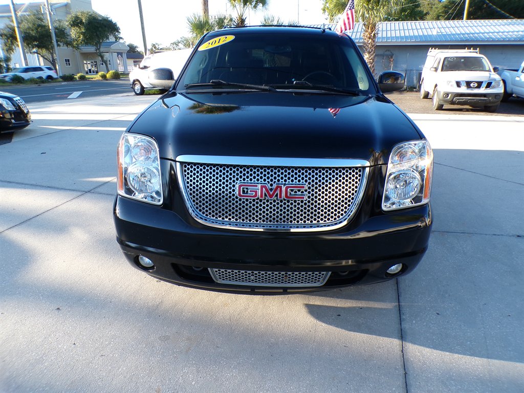 2012 GMC Yukon - $15,950