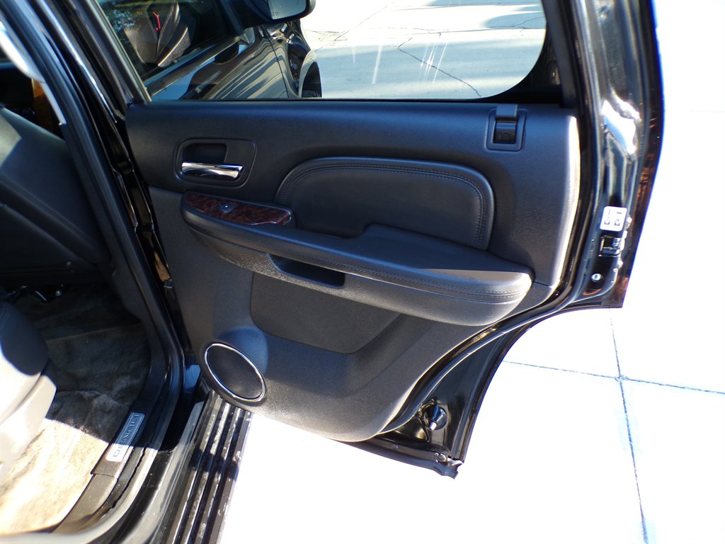 2012 GMC Yukon - $15,950