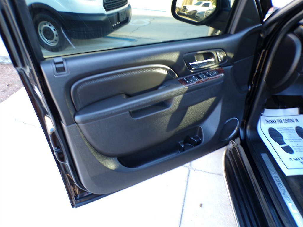 2012 GMC Yukon - $15,950