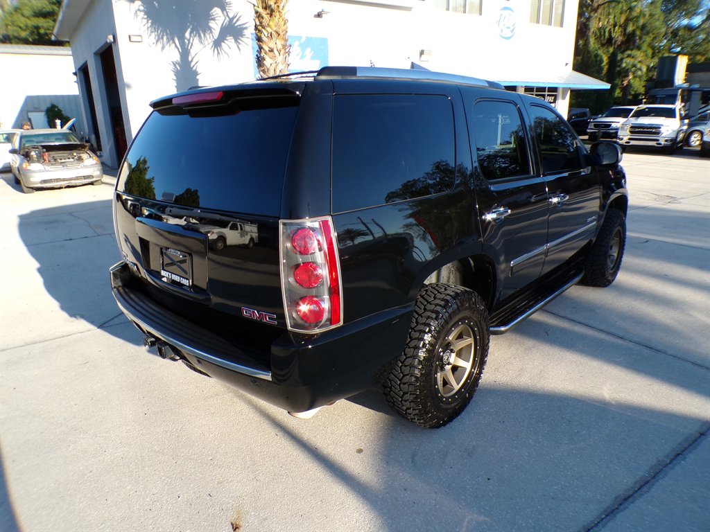 2012 GMC Yukon - $15,950