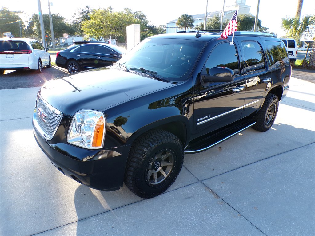 2012 GMC Yukon - $15,950