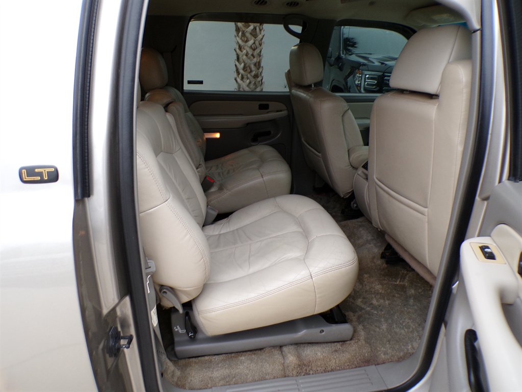 2002 Chevrolet Suburban - $7,950