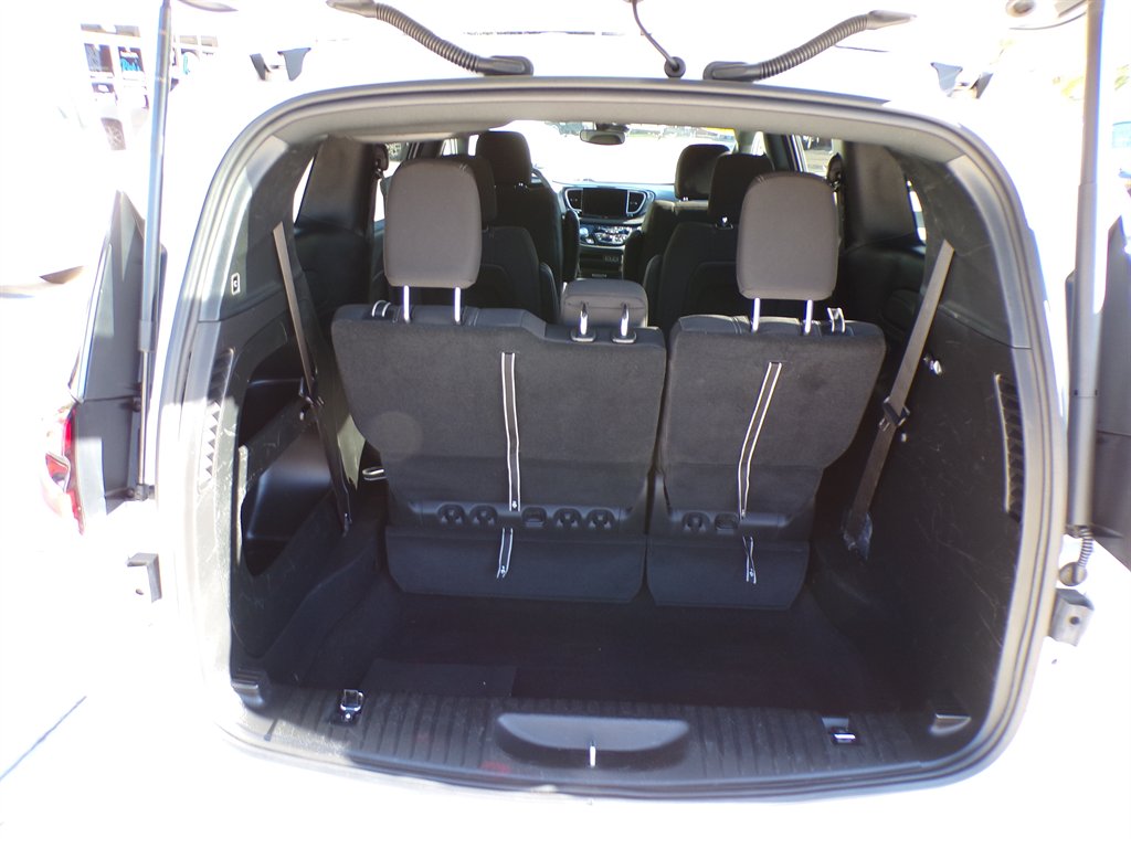 2024 Chrysler Pacifica - $26,950