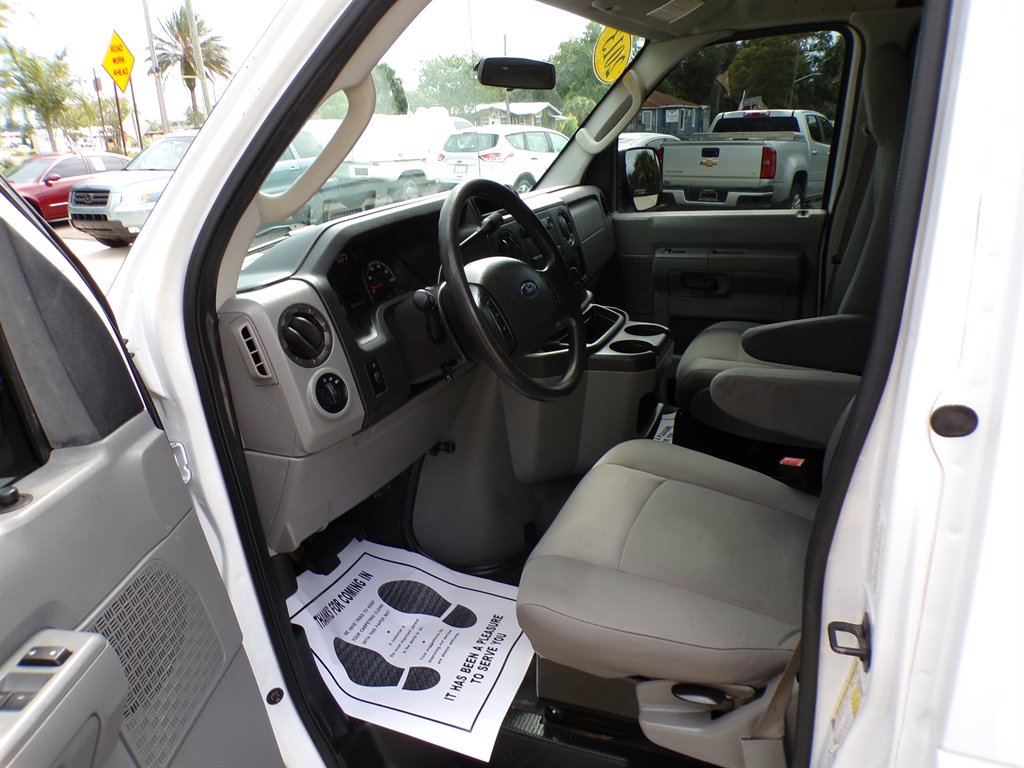 2013 Ford E-250 - $10,950