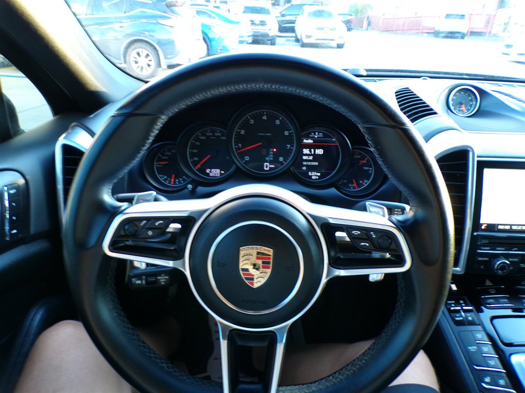 2016 Porsche Cayenne - $15,500