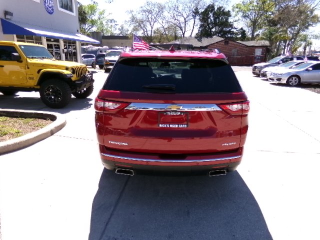 2021 Chevrolet Traverse Premier photo