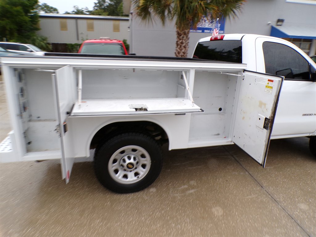 2018 Chevrolet Silverado - $26,500