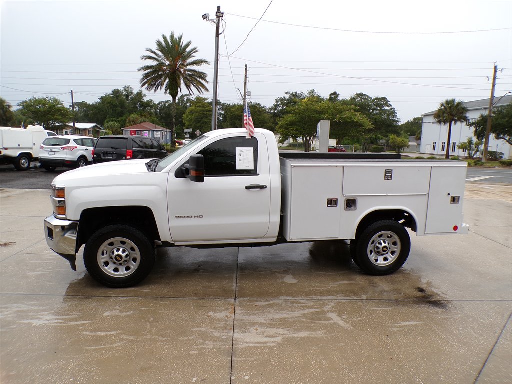 2018 Chevrolet Silverado - $26,500