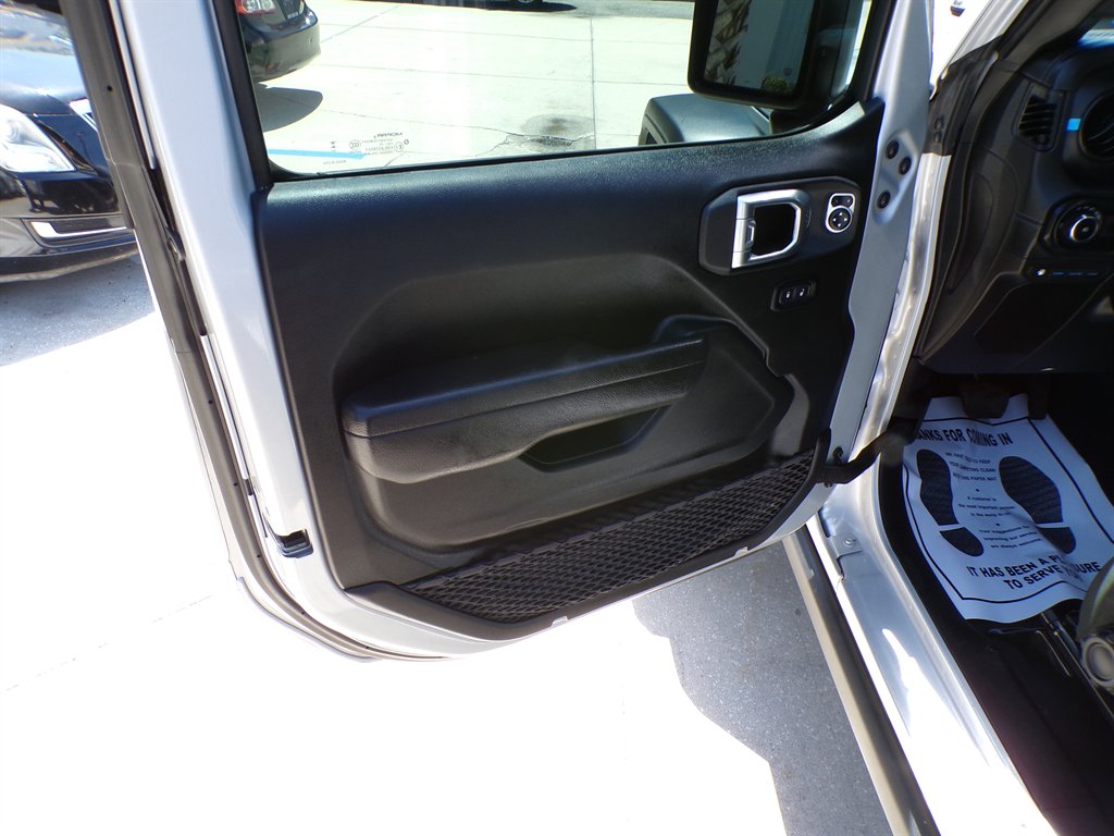 2024 Jeep Wrangler - $39,950