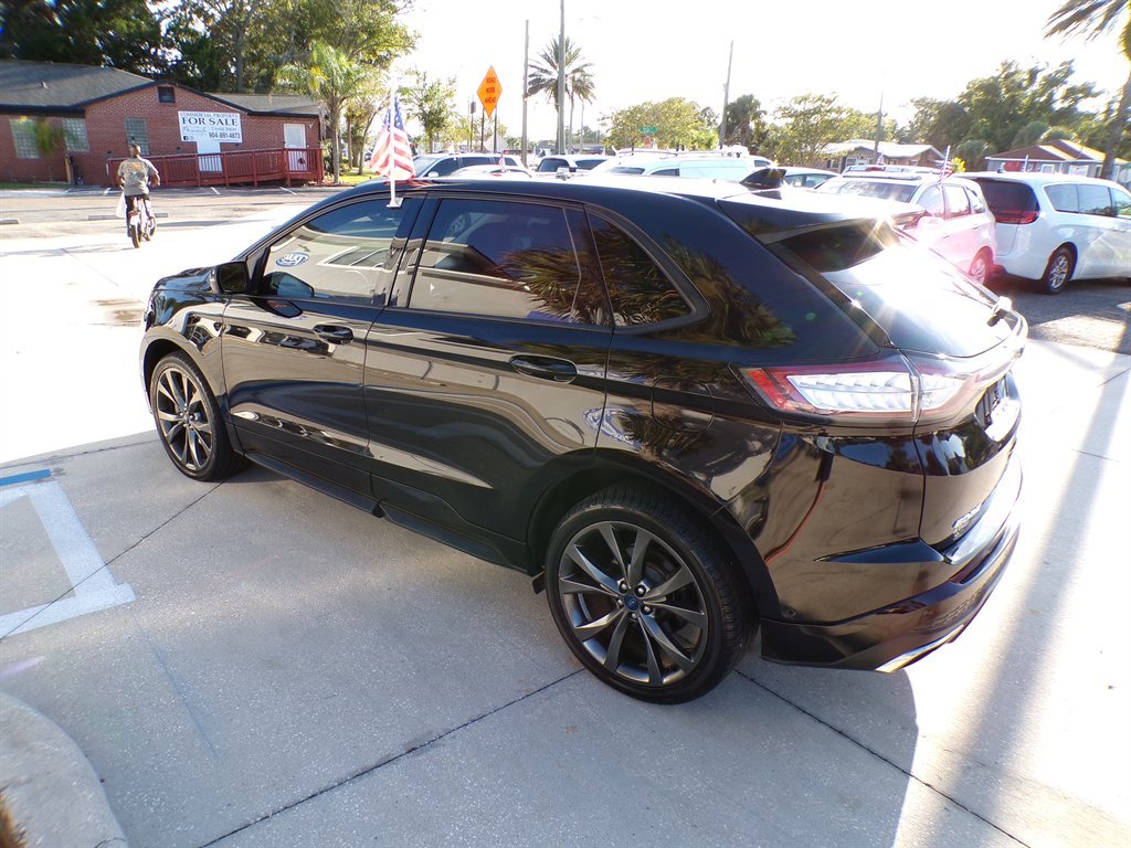 2017 Ford Edge - $16,500
