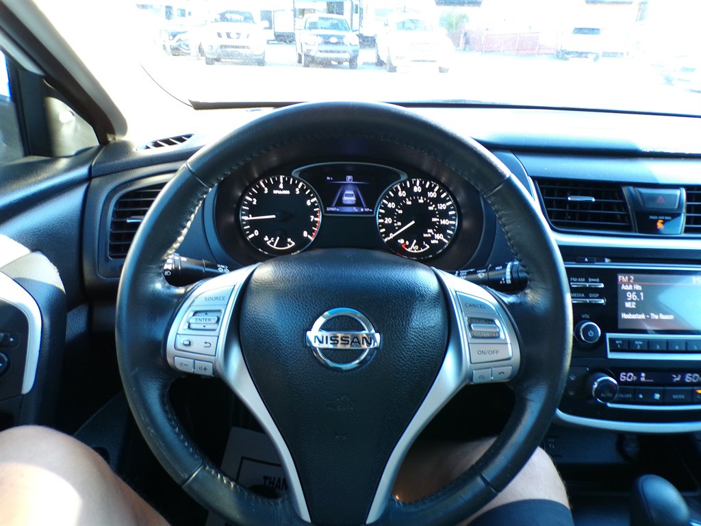 2017 Nissan Altima - $7,950