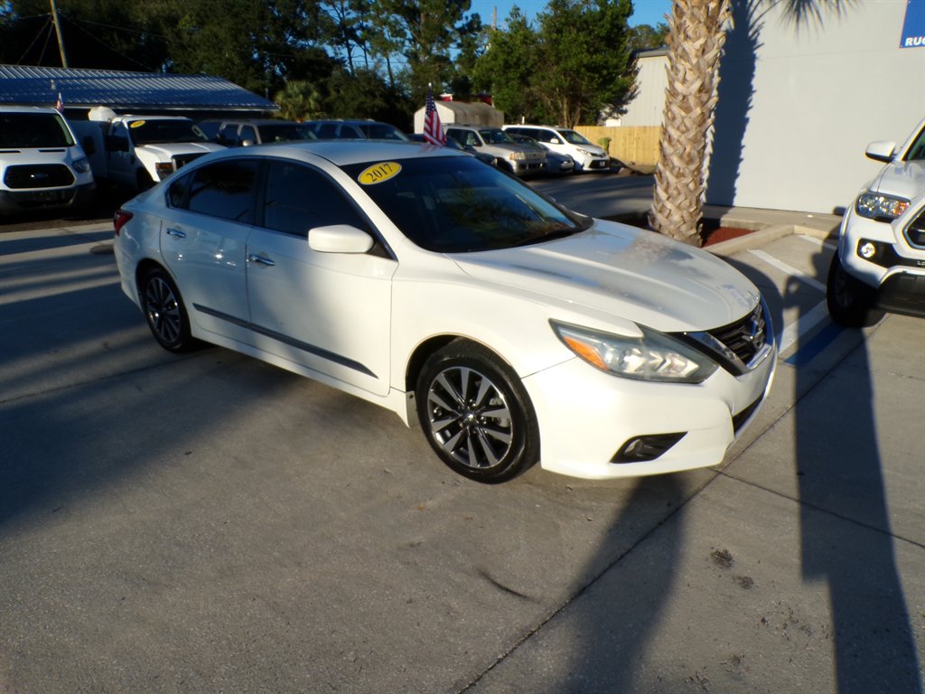 2017 Nissan Altima - $7,950