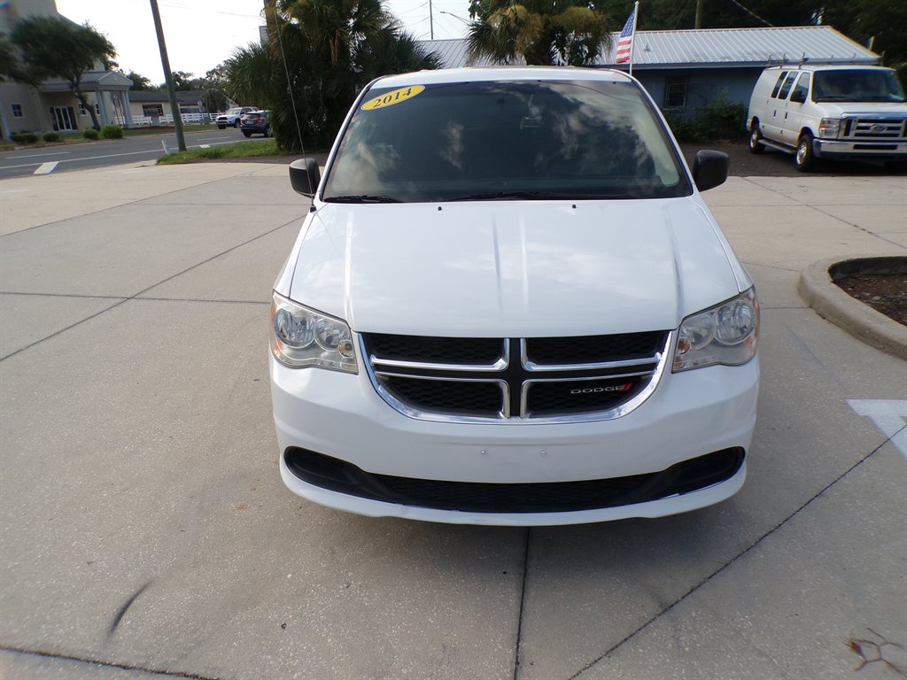 2014 Dodge Grand Caravan - $7,950