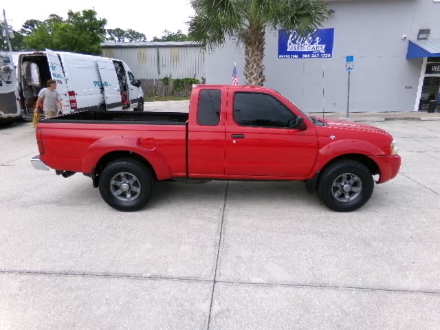 2002 Nissan Frontier SE-V6 photo