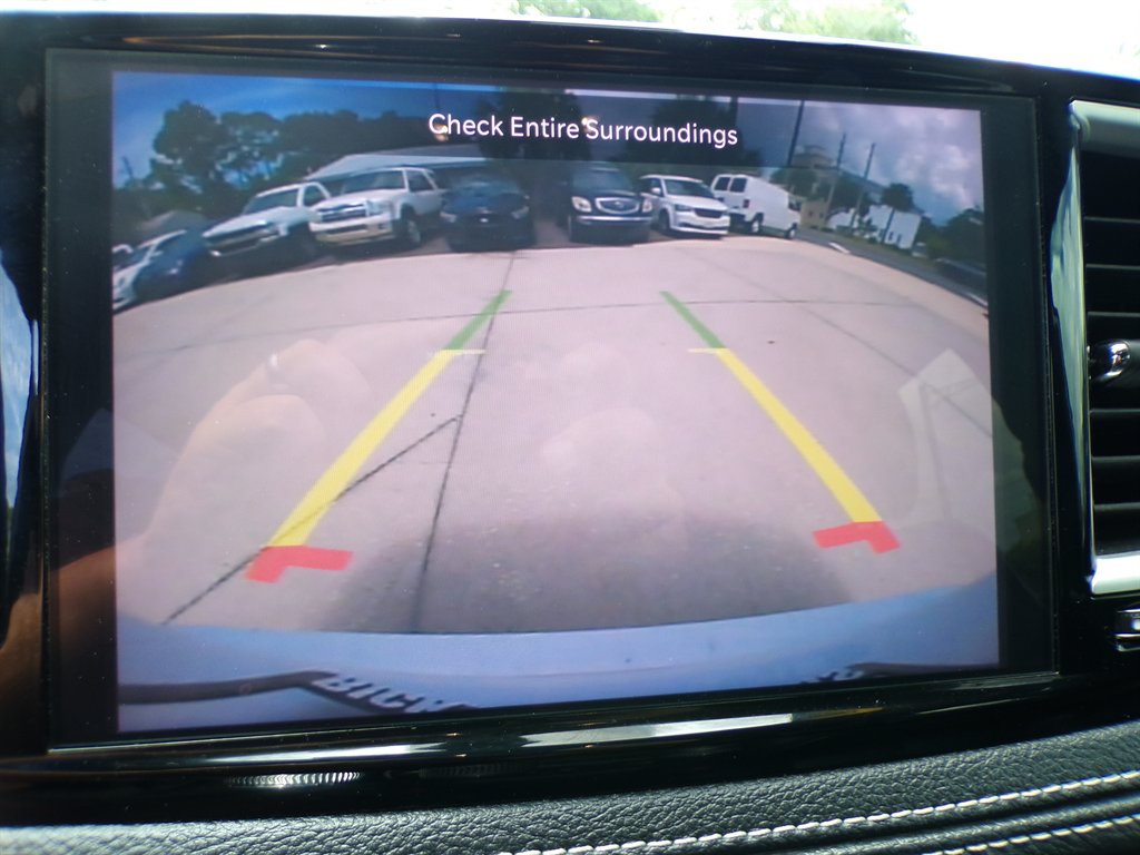 2025 Chrysler Pacifica - $28,950
