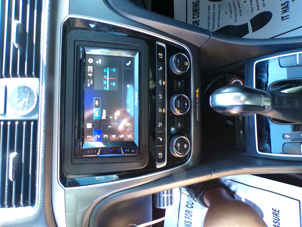 2017 Volkswagen Passat - $9,950