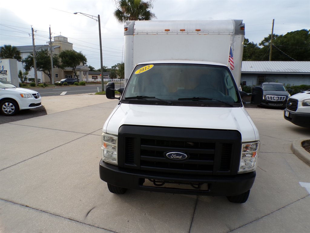 2012 Ford E-350 - $10,950