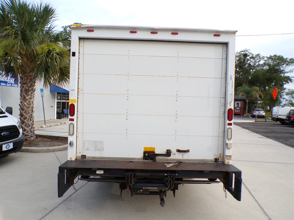 2012 Ford E-350 - $10,950