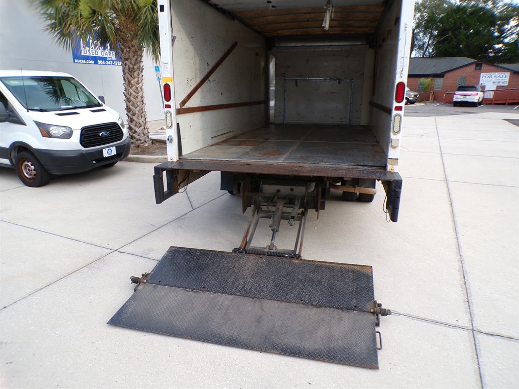 2012 Ford E-350 - $10,950