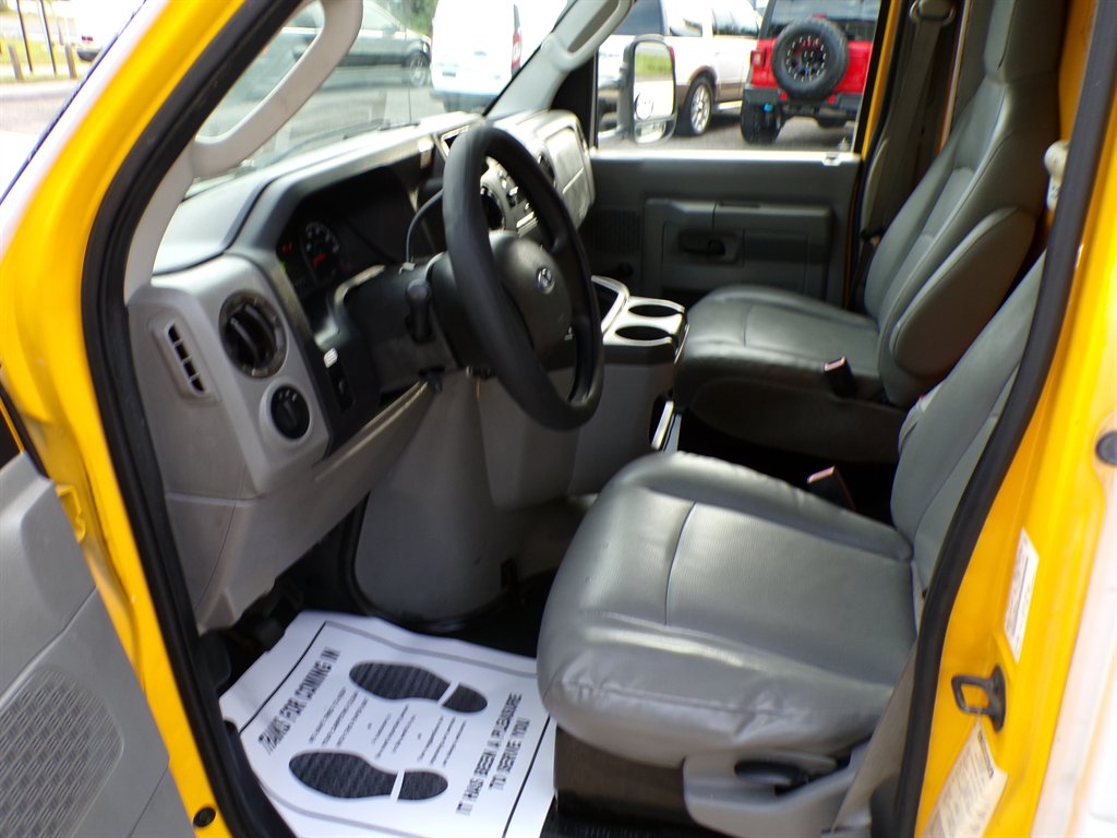 2012 Ford E-350 - $10,950