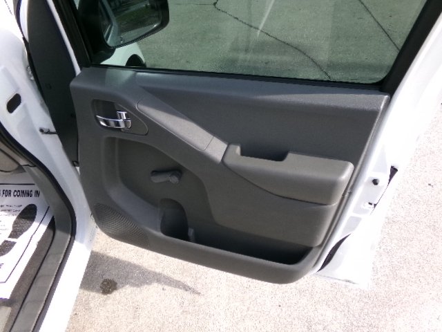 2019 Nissan Frontier S photo