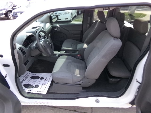 2019 Nissan Frontier S photo
