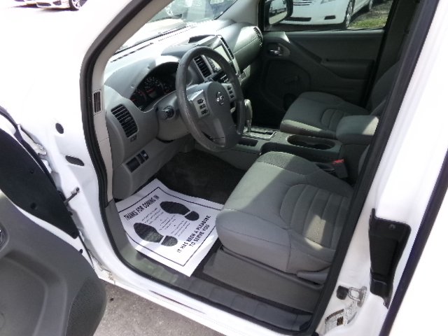 2019 Nissan Frontier S photo