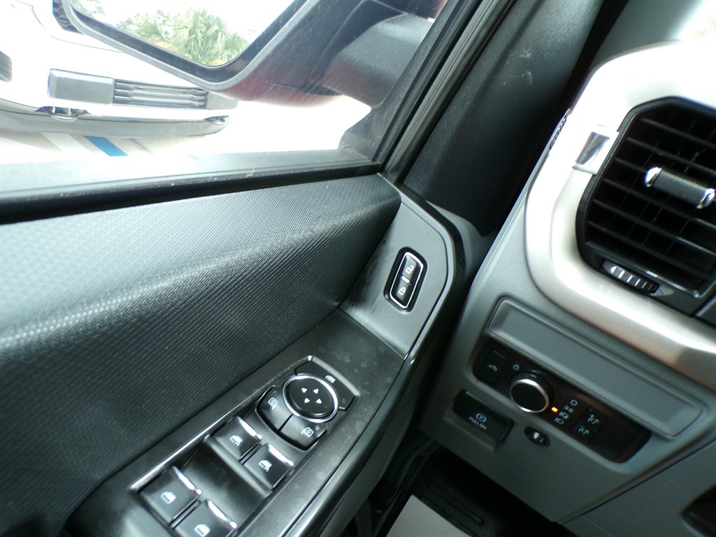 2021 Ford F-150 - $18,500