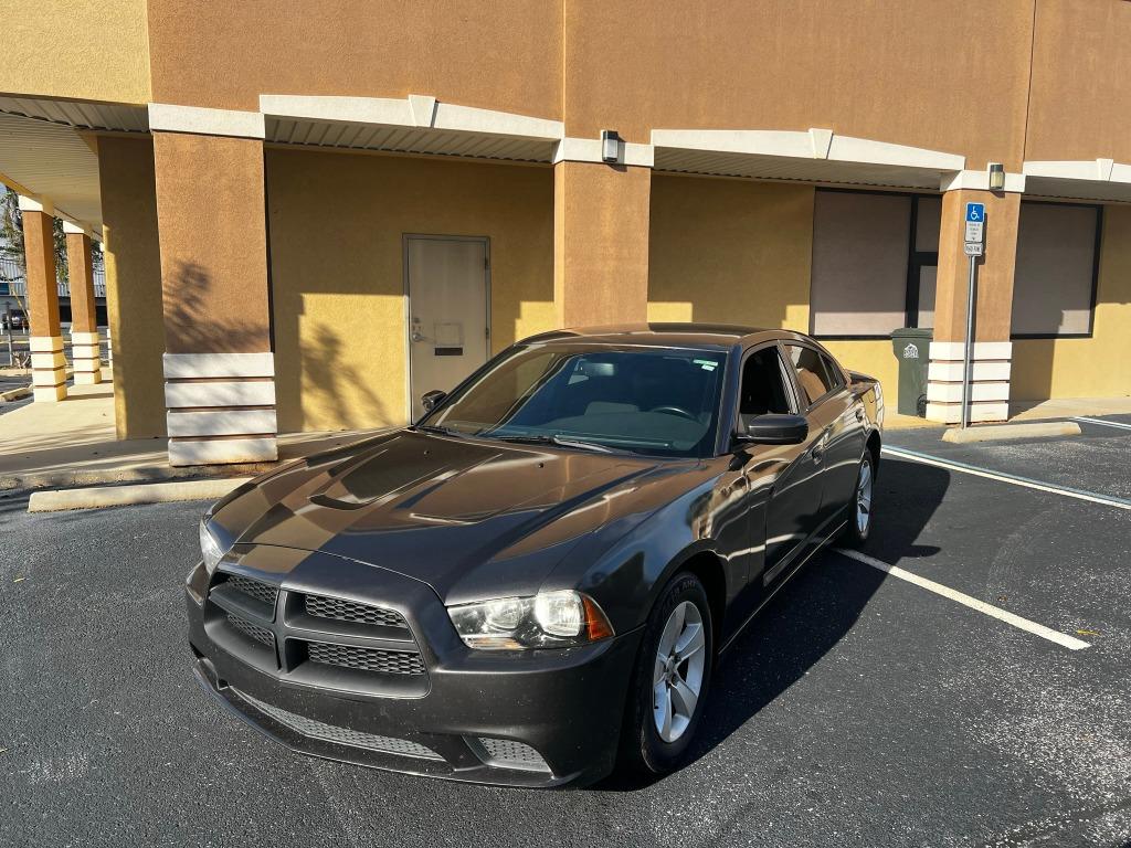 2014 Dodge Charger SE photo