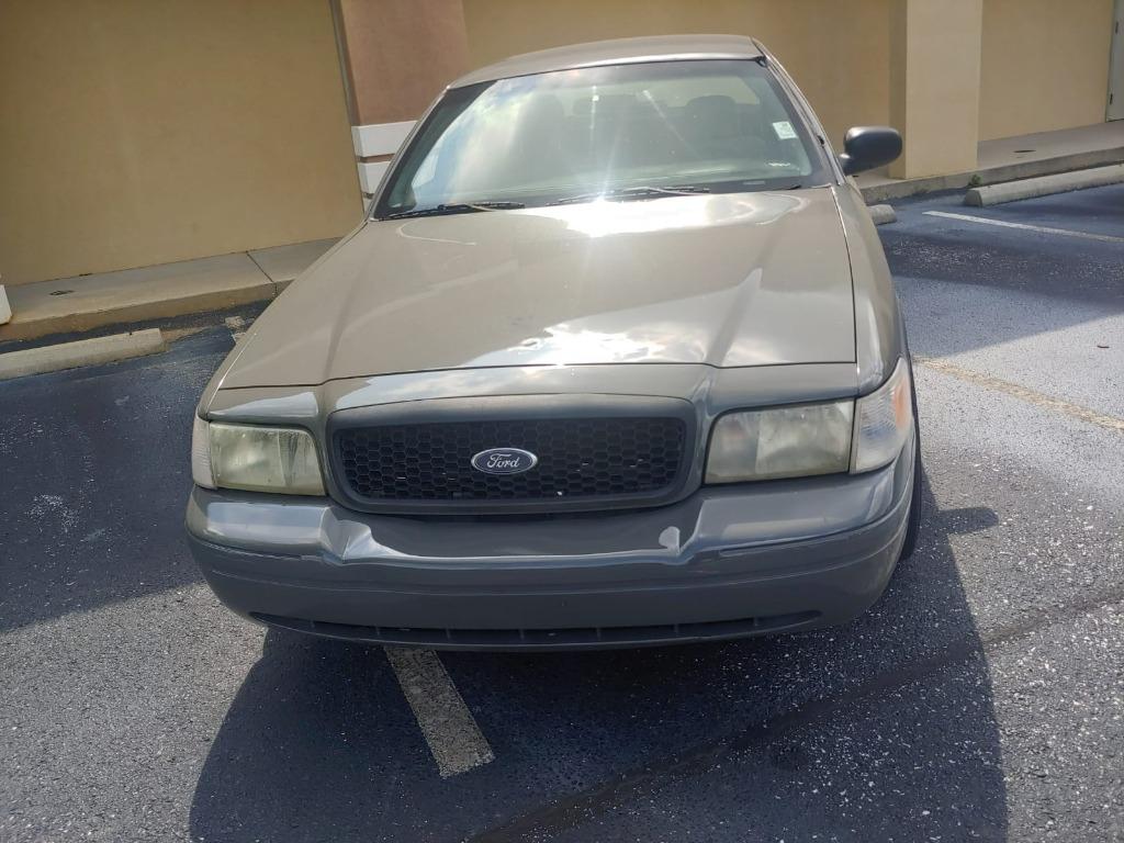 2006 Ford Crown Victoria Police Interceptor photo