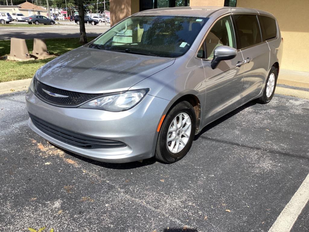 2020 Chrysler Pacifica Limited photo